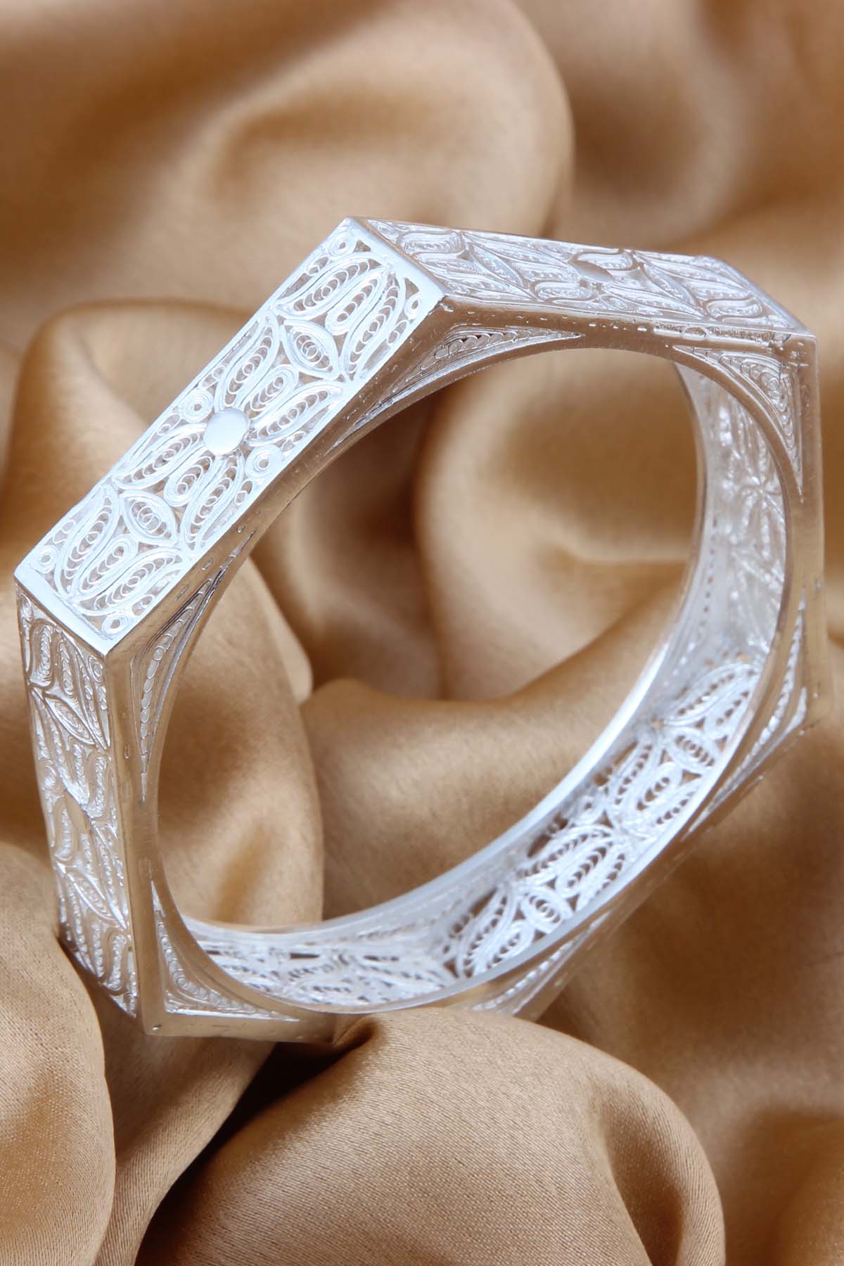 Silver Filigree Work Bangle