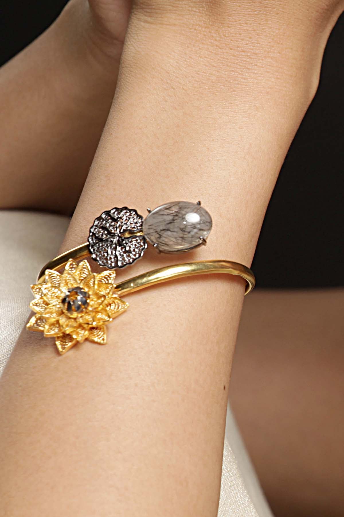 Lotus Rotile Bracelet