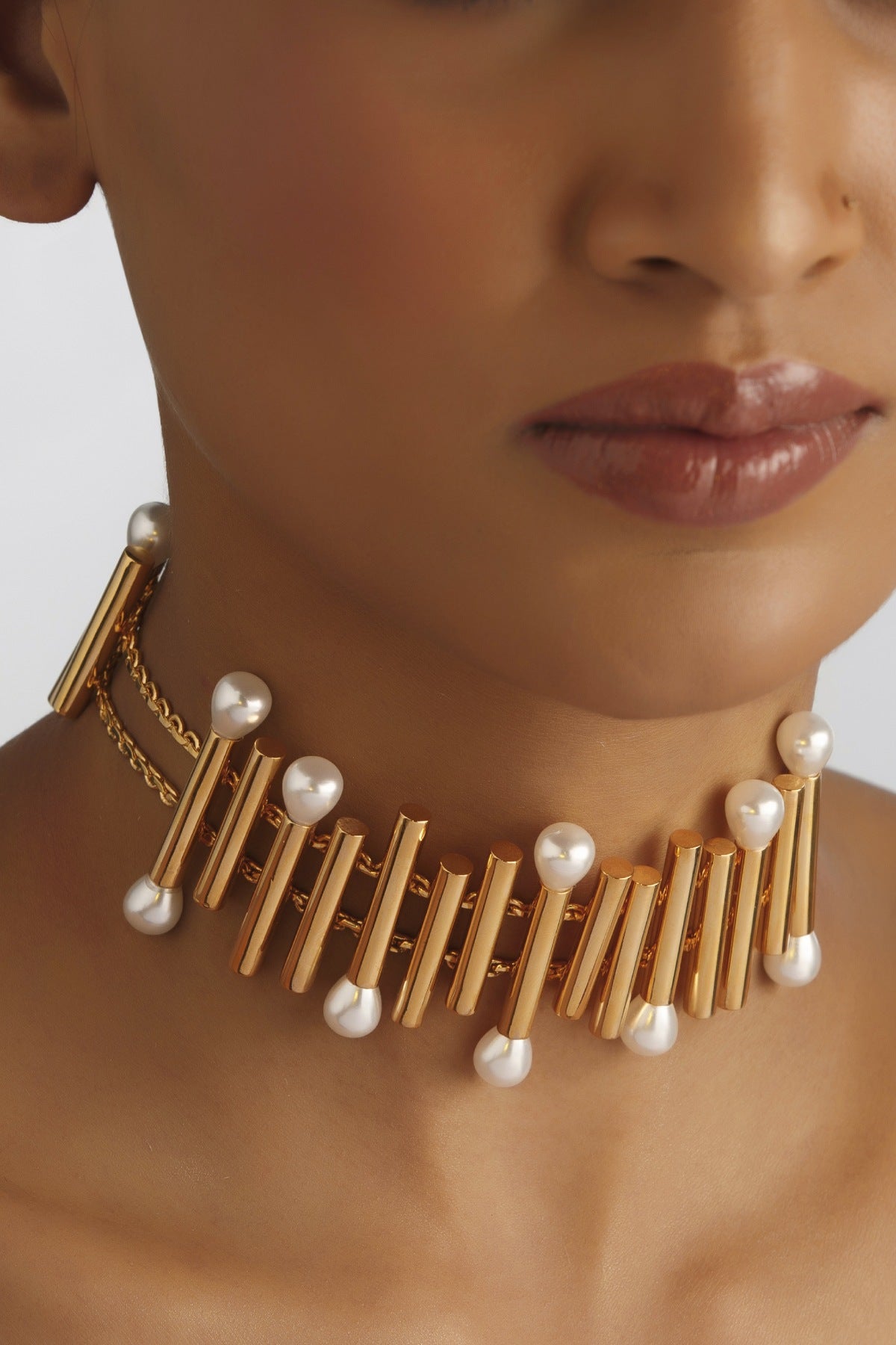 Buy Delicate pearl choker by RUHHEITE Online at Scrollnshops