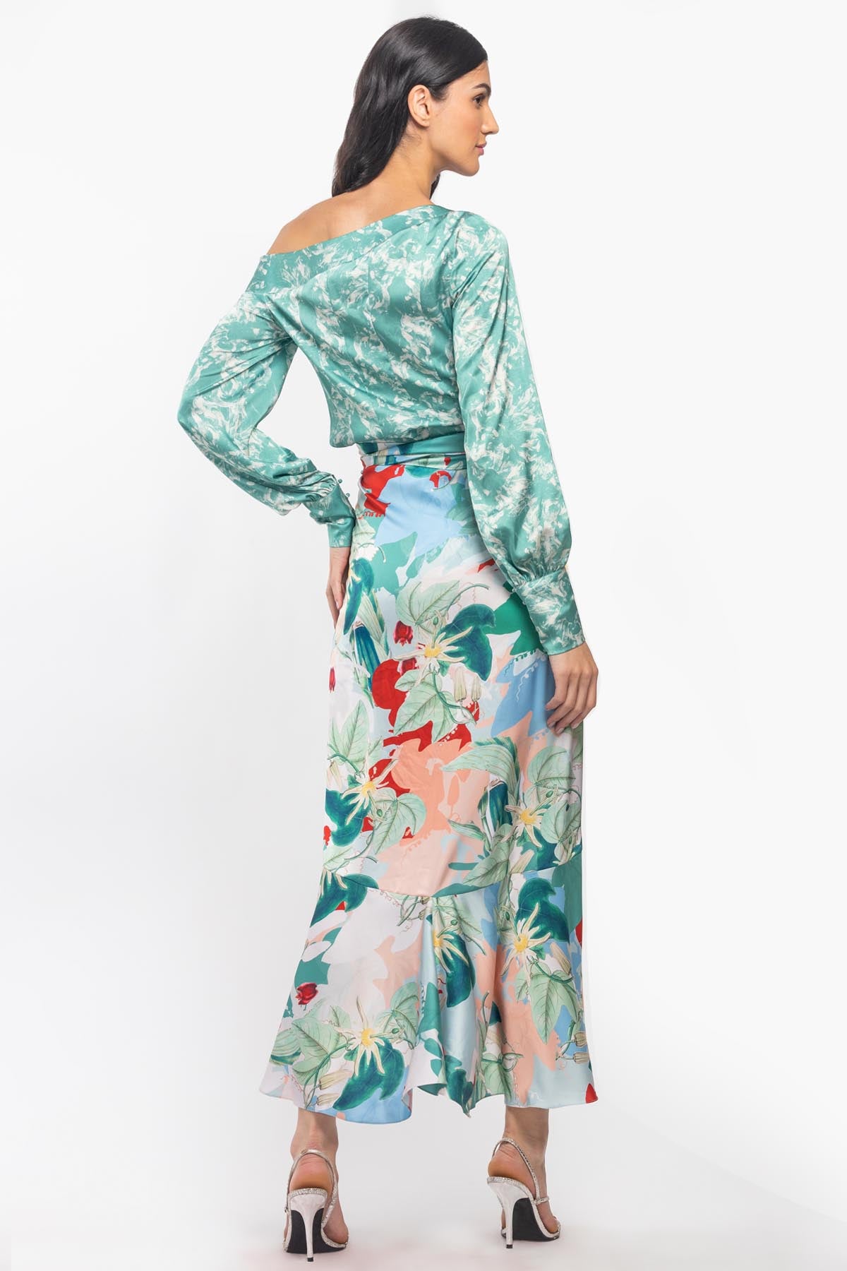 Off Shoulder Top & Skirt Set