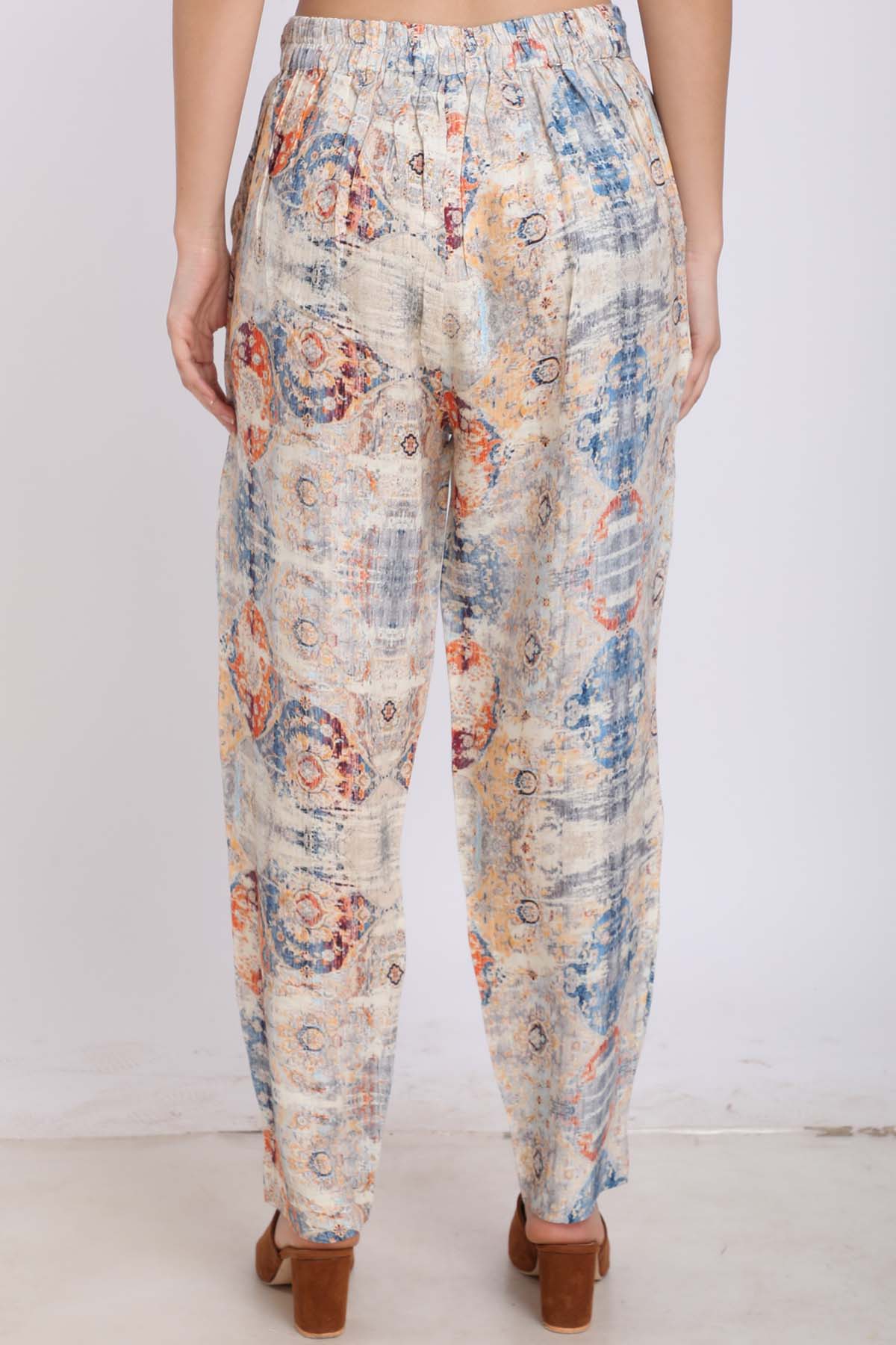 Rug Printed Pleated Pants