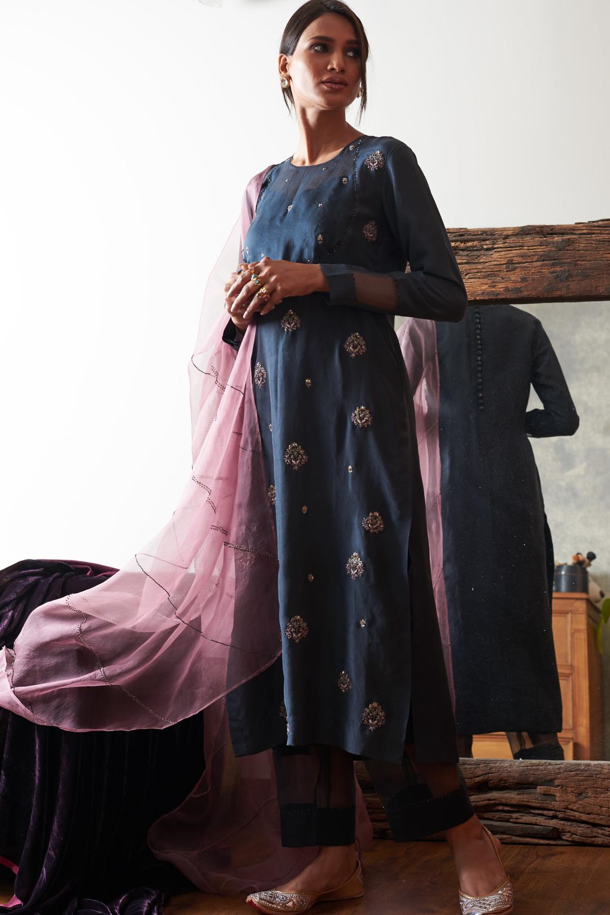 Blue Aari Zardosi Kurta & Pants