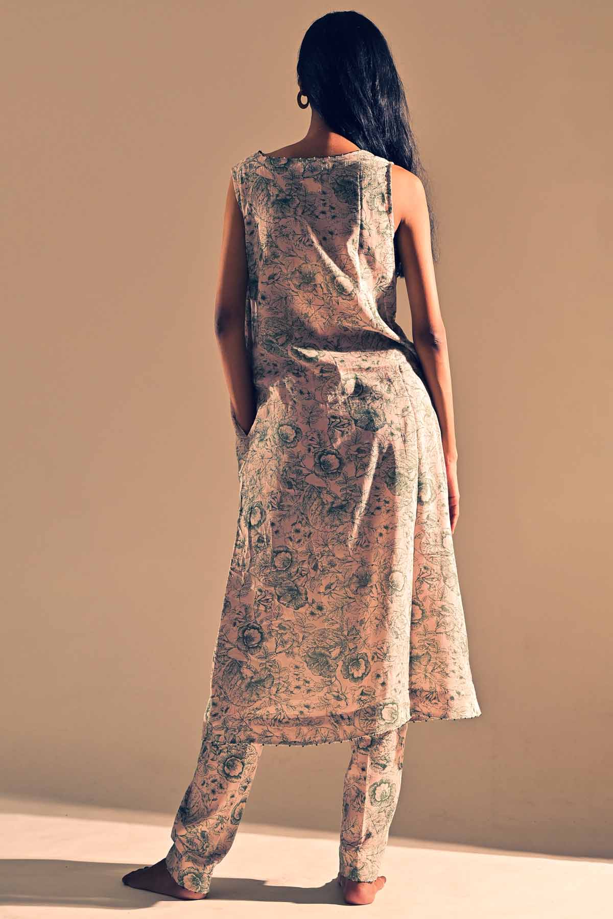 Sleeveless Tunic Dress