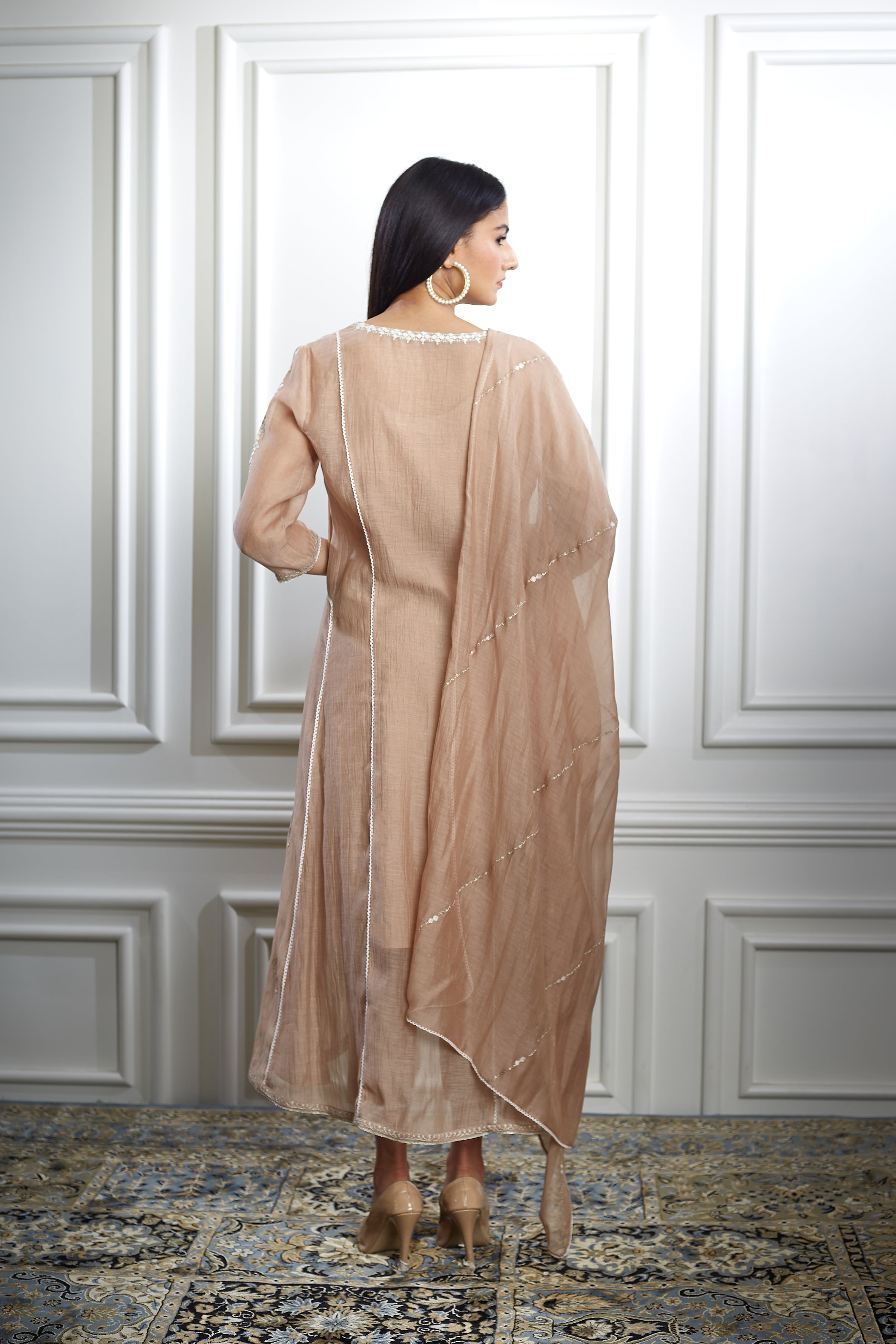 Asymmetric Aari Nude Kurta Set