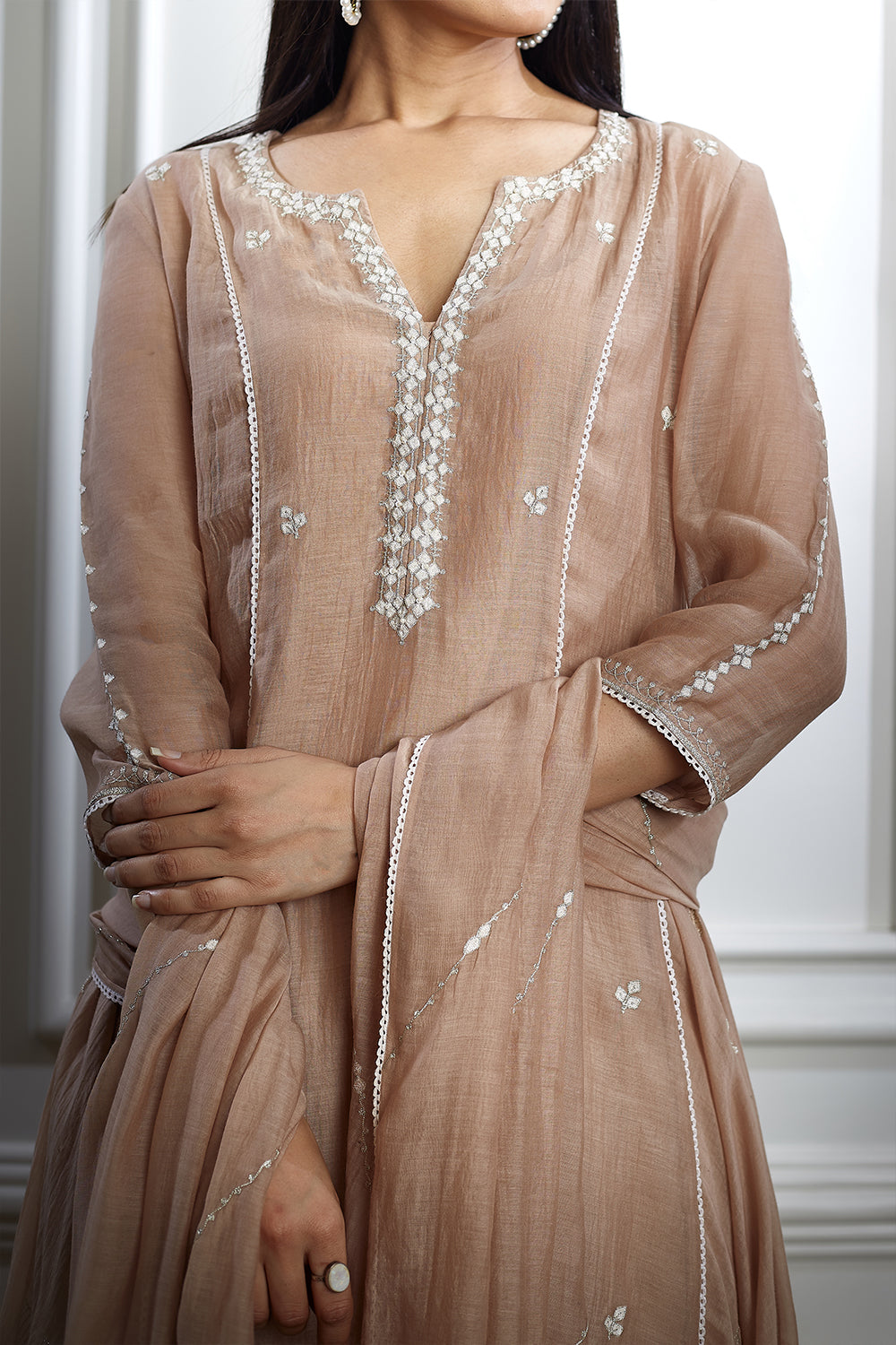 Asymmetric Aari Nude Kurta Set