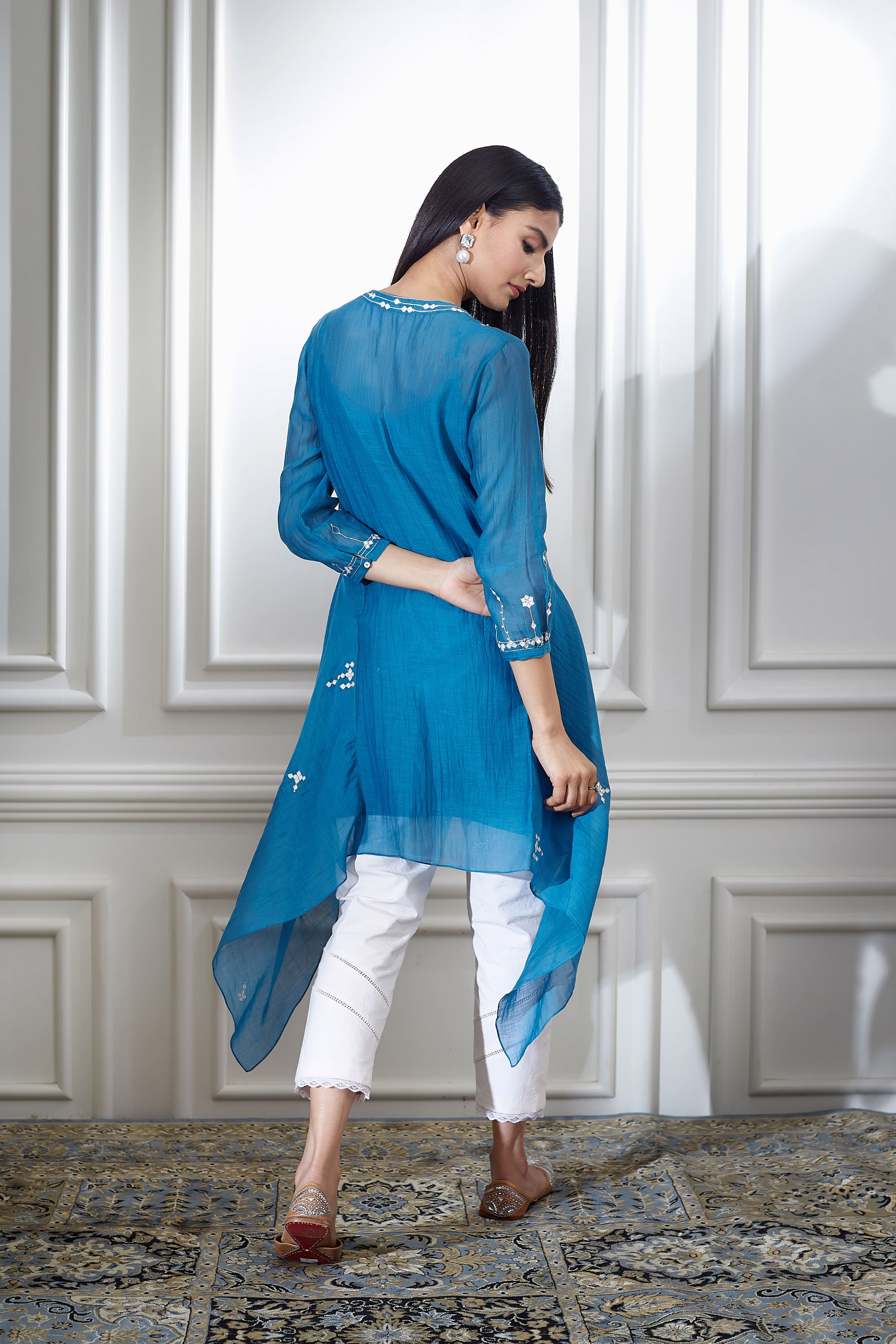 Blue Aari Embroidered Tunic Set