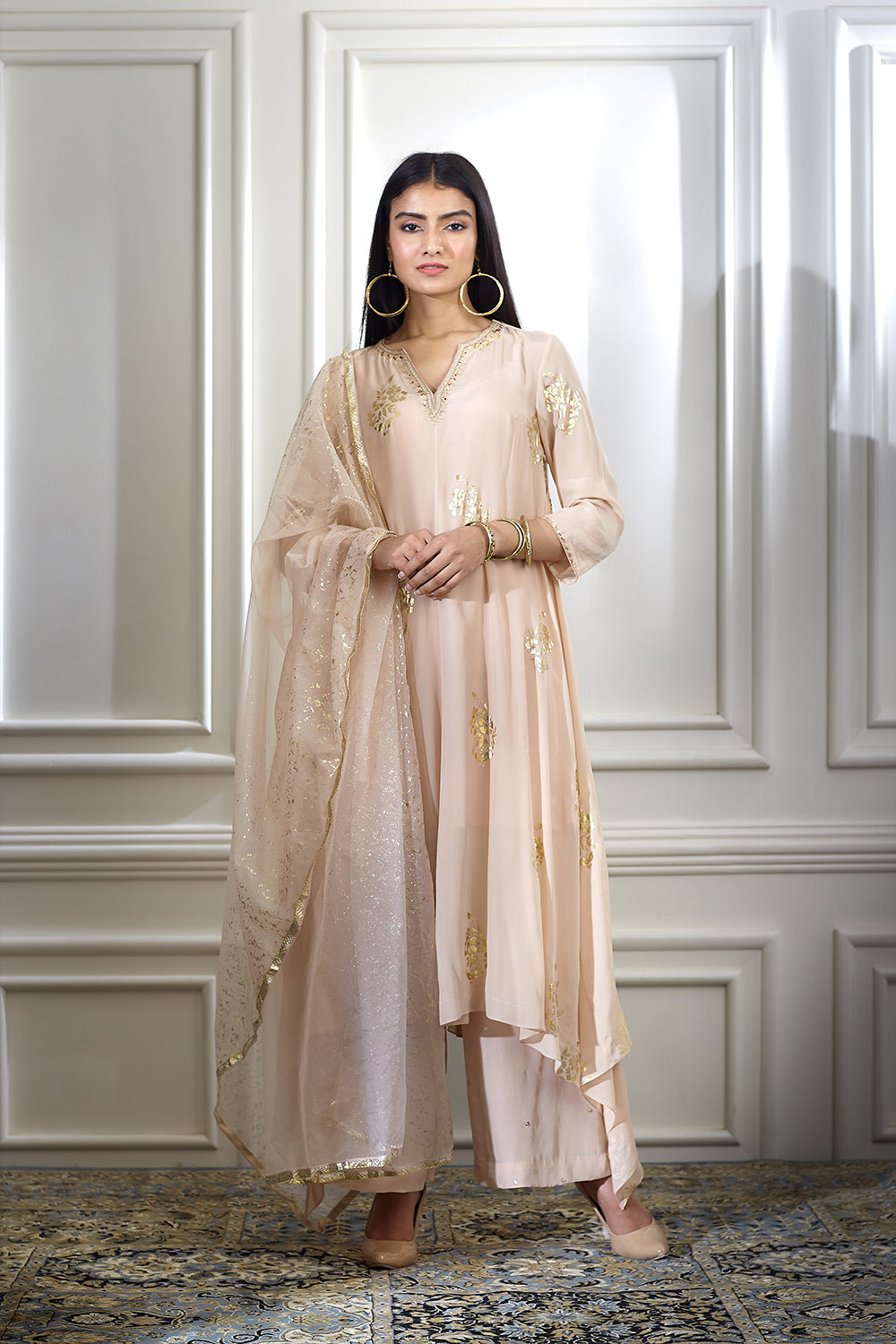 Buy Foil Printed Kurta Set by Mandira Wirk