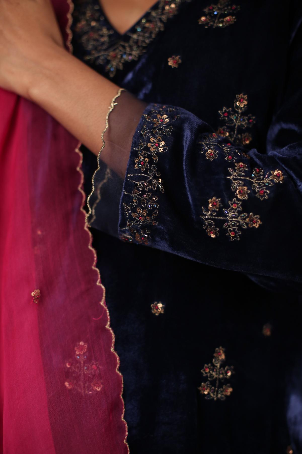 Blue Velvet Zardosi Kurta Set