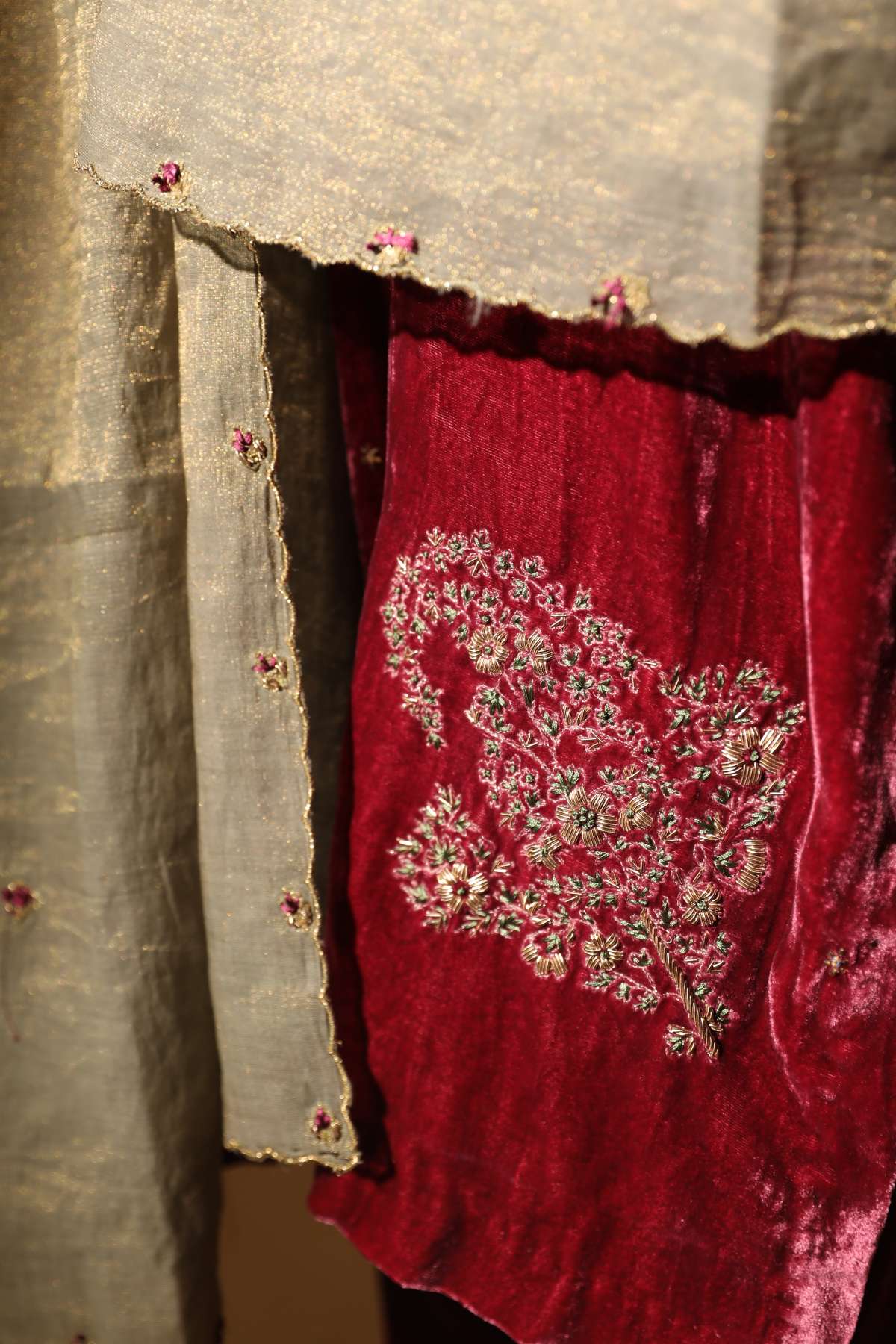 Velvet Aari Zardosi Salwar Set