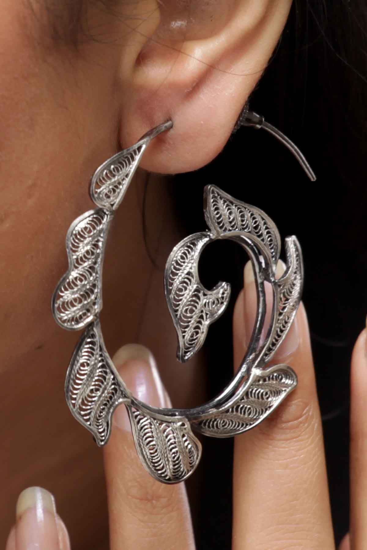 Wave Filigree Hoops